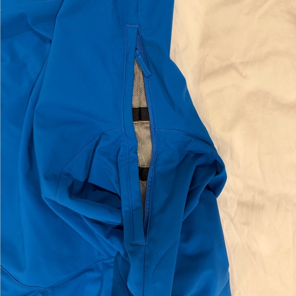 DC Blue Softshell Ski/Snowboard Jacket - Picture 12 of 16